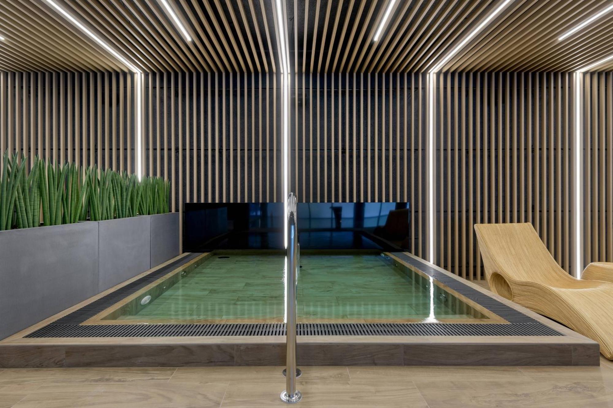 Ac By Marriott Готель Краків