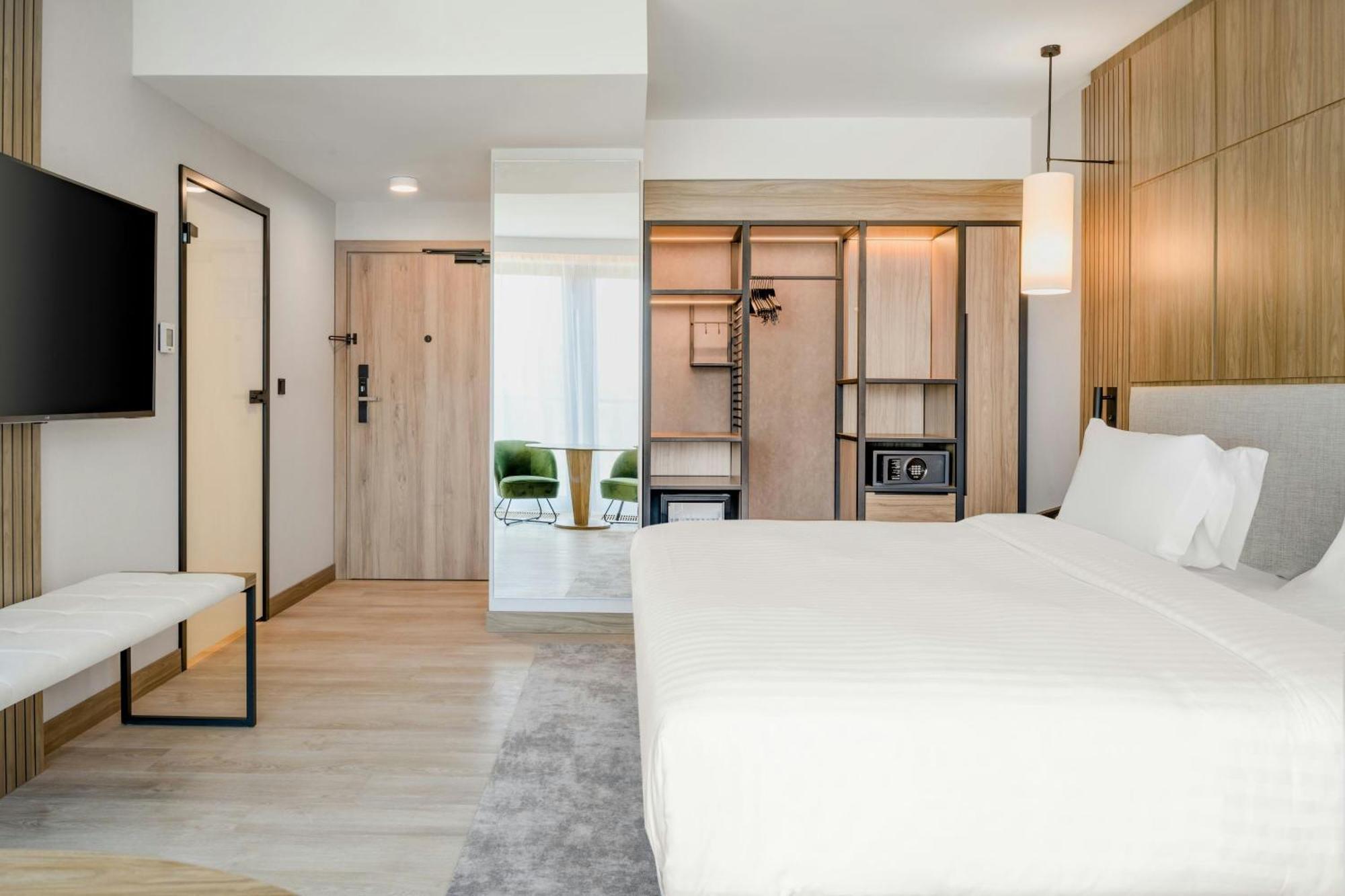 Ac By Marriott Готель 4*