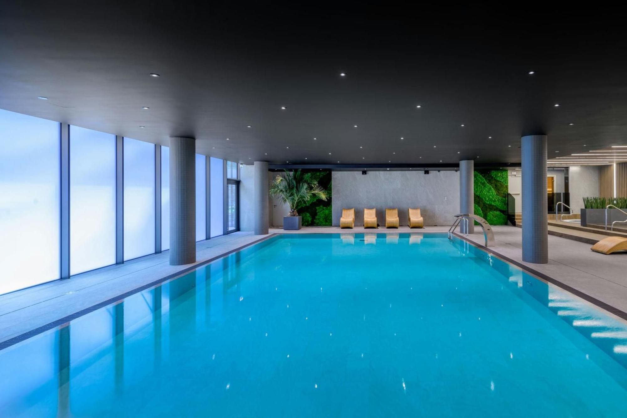 Готель Ac By Marriott 4*